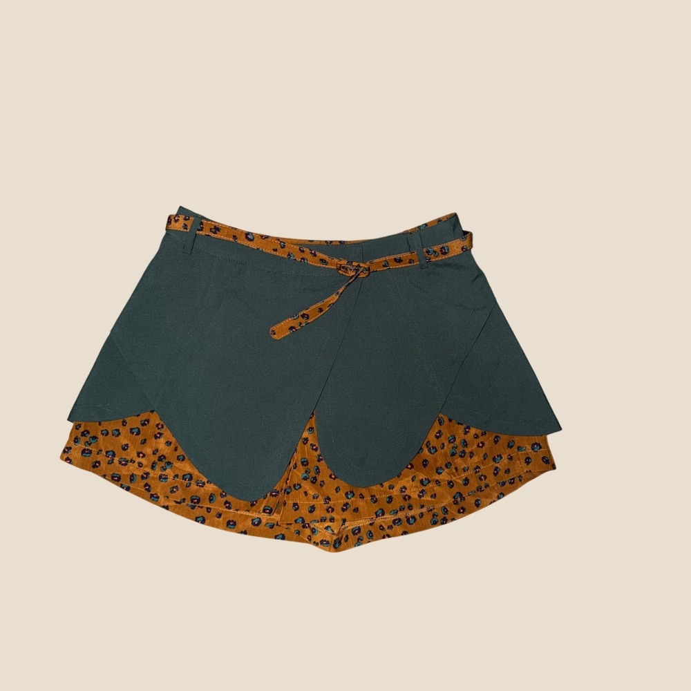 Ryu Anthrolpologie Forest Green Leopard Print Layered Tulip Skort S w/ Belt NWT